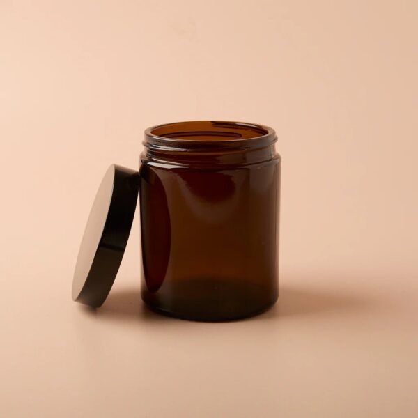 Purk musta kaanega 180 ml